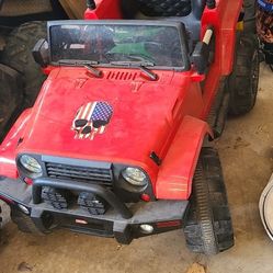 Kids Drive Jeep With Remote