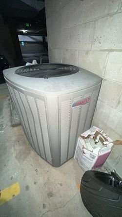 Lennox Elite series 4 ton air conditioner r410a hvac 2018 16 seer