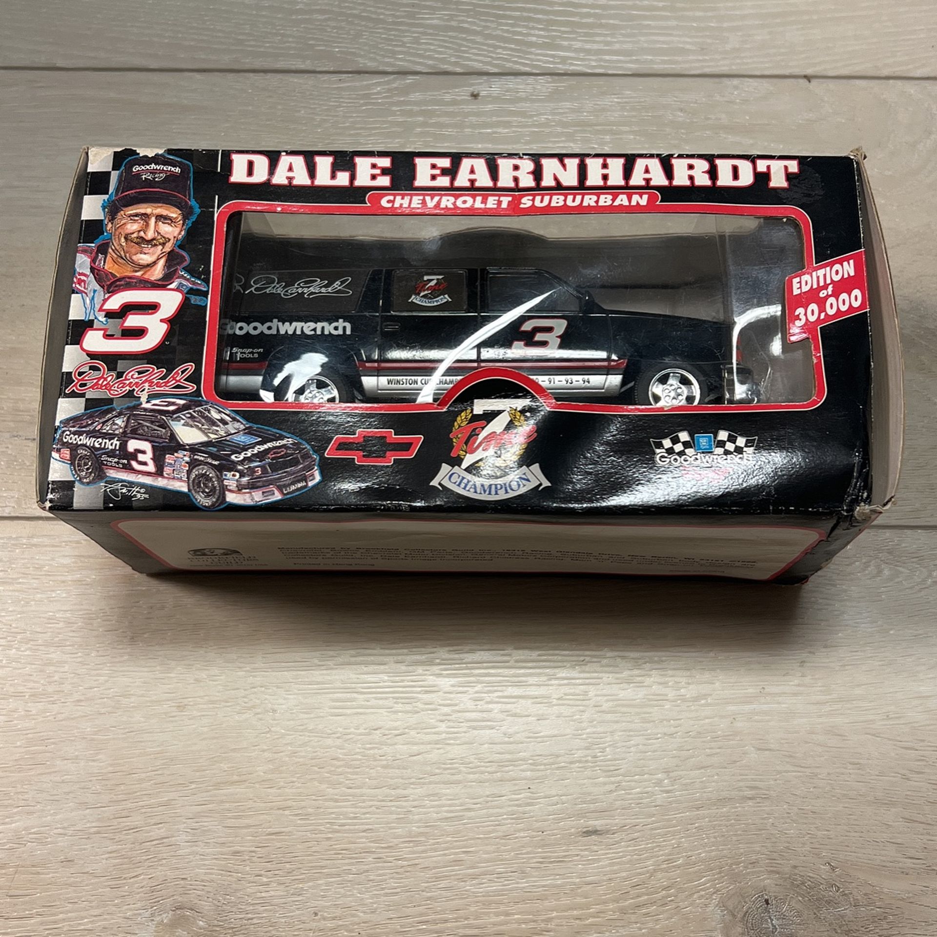 Toy Dale Earnhardt Chevy suburban LE 30,000