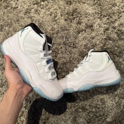 Air Jordan 11 Legend Blue 