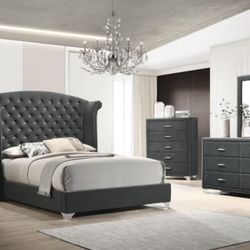 Queen Size Upholstered Bed Set  $1050