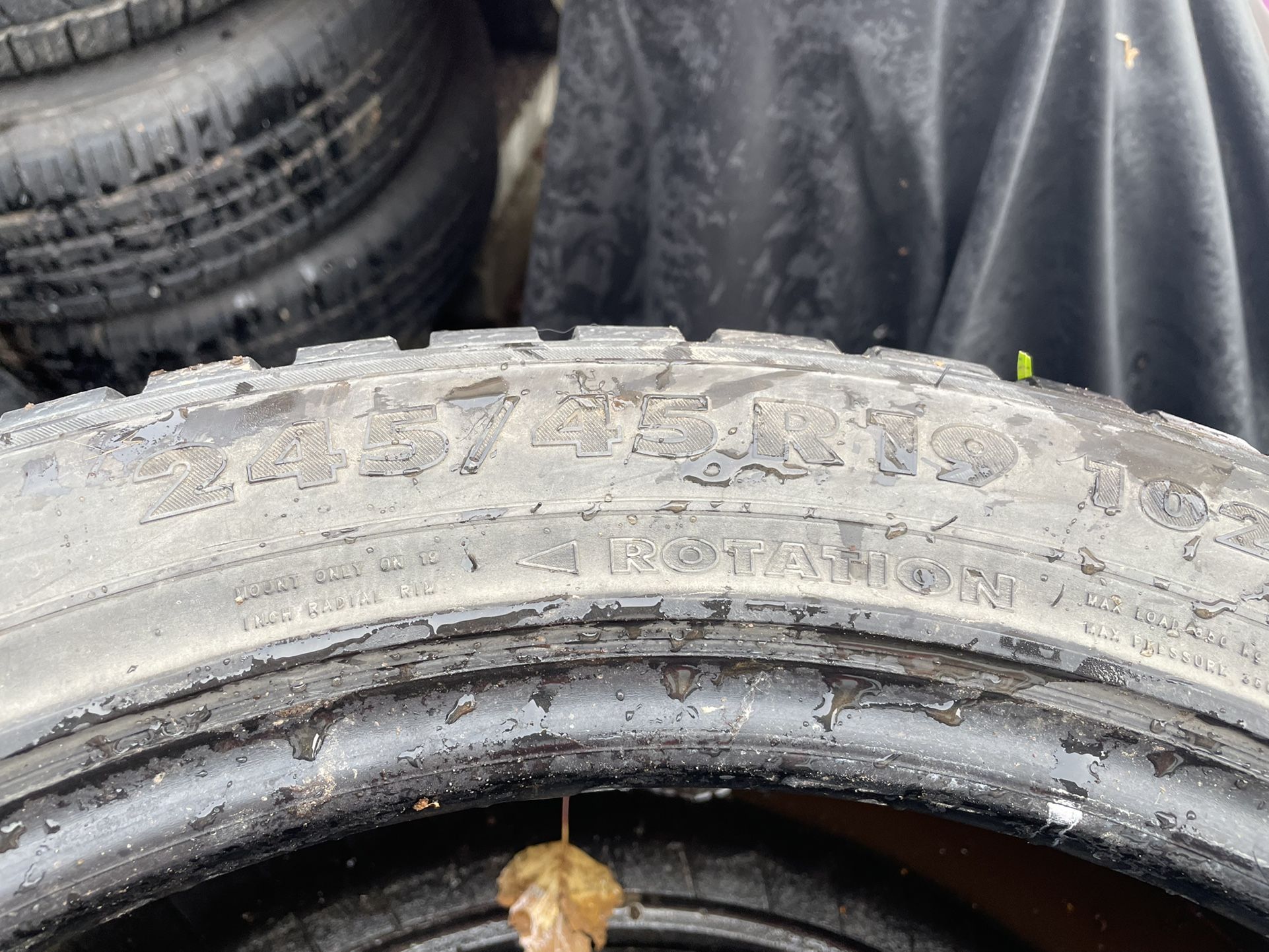 Snow Tires Studs 245/45R19