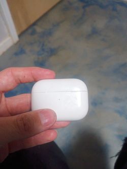 Some type of Apple electronic