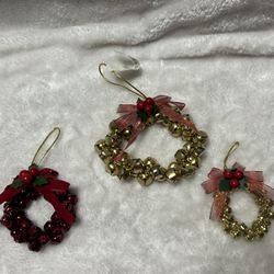 Vintage Christmas decoration 3 ornaments gold red metal bell wreath mistletoe