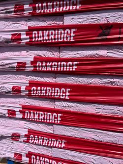 Roofing shingle oakridge