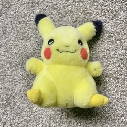 Vintage 1998 Hasbro Pokémon Original Pikachu Plush