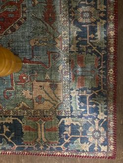 Area rug