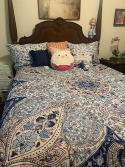 Queen Size Bed