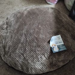 New Medium Size AKC Dog Bed