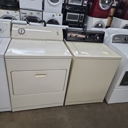 Whirlpool And Kenmore Extra Heavy Duty Washer And Dryer Set 