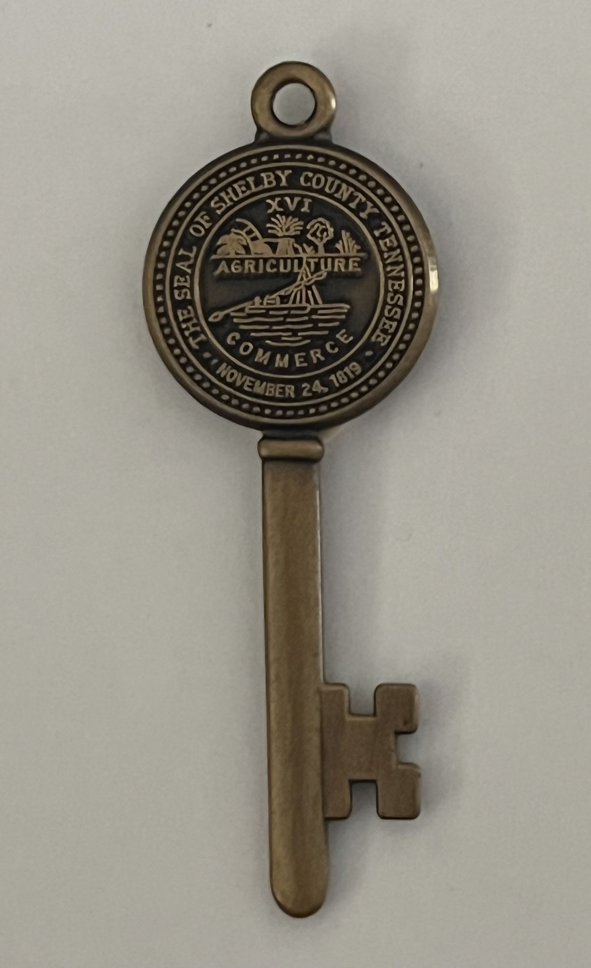 Rare found nice “Key to the city” for shelby couny, TN from Mayor Jim Rout