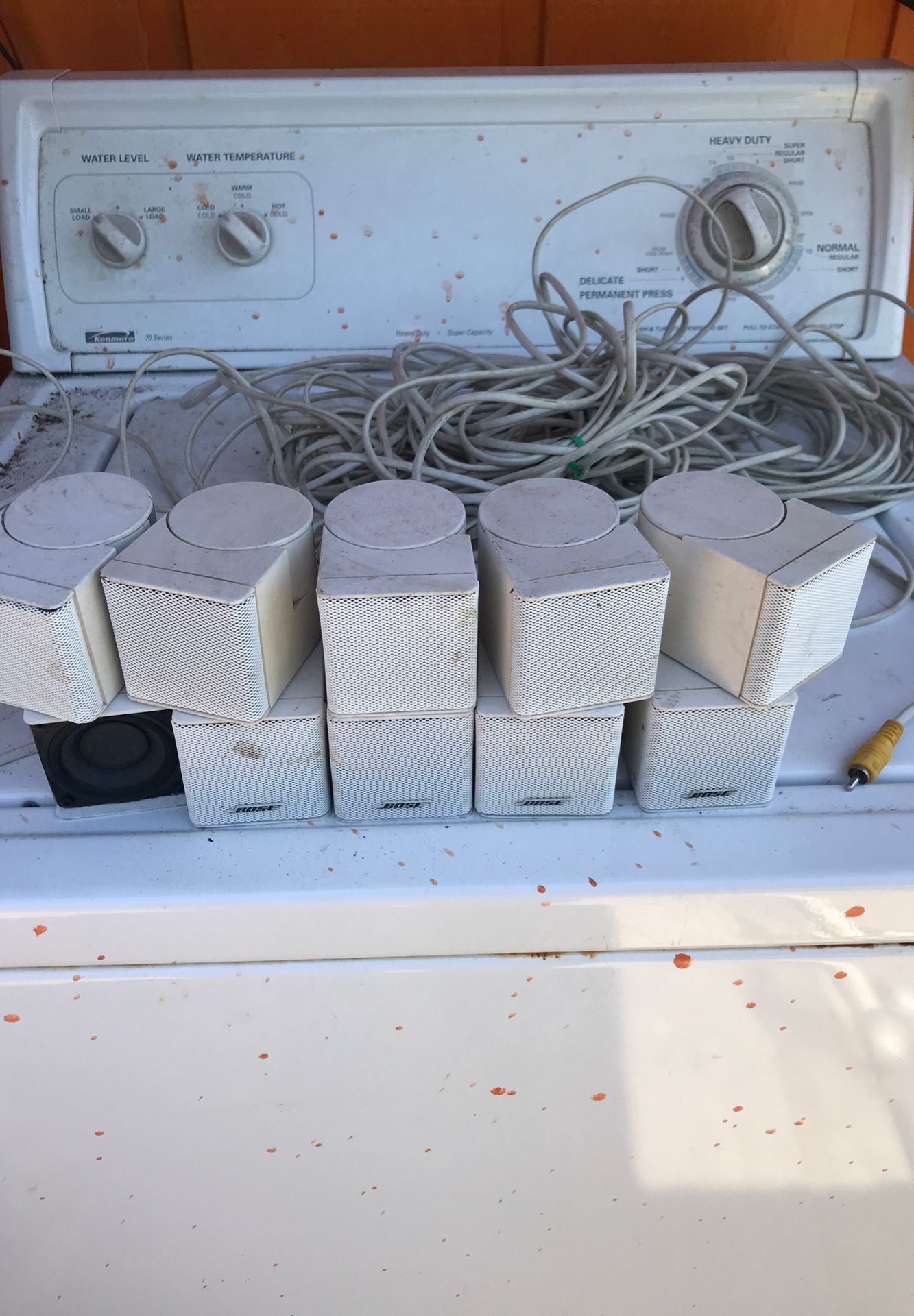 Bose mini cube speakers