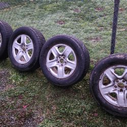 Toyota Rav 4 Tires/wheels