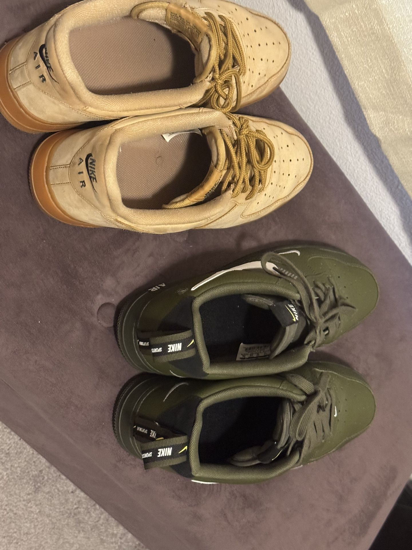 Sneakers
