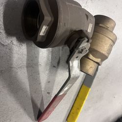Ball Valve 2 1/2 T Brass Female And Copper