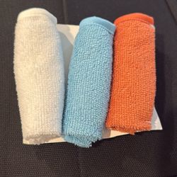 3 Baby Showering Cloths