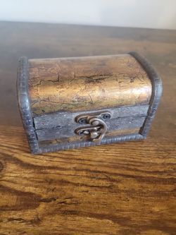 Vintage Chest
