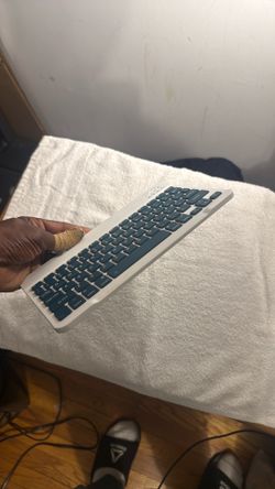 Bluetooth keyboard.