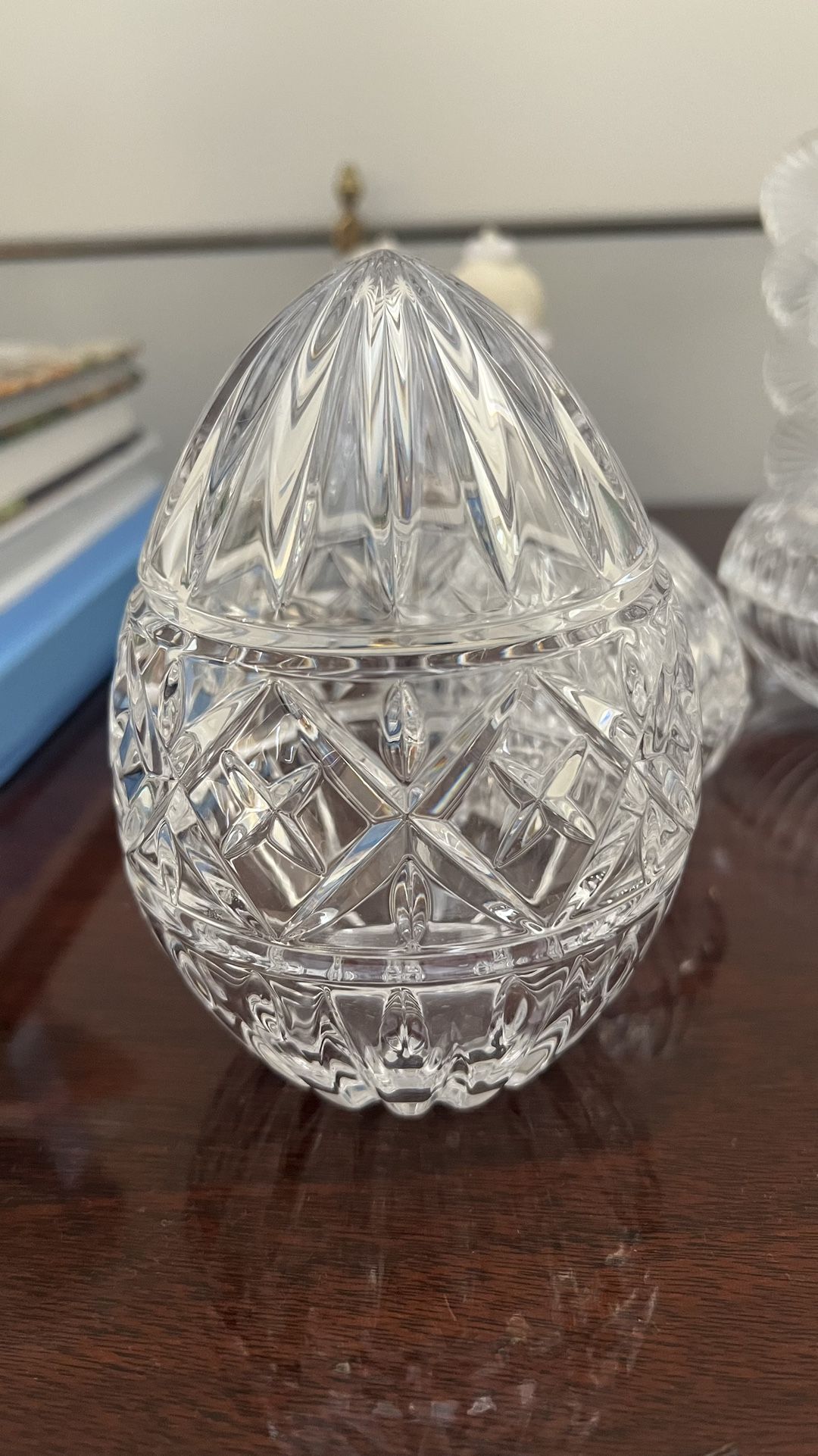 Five crystal egg dishes with lid