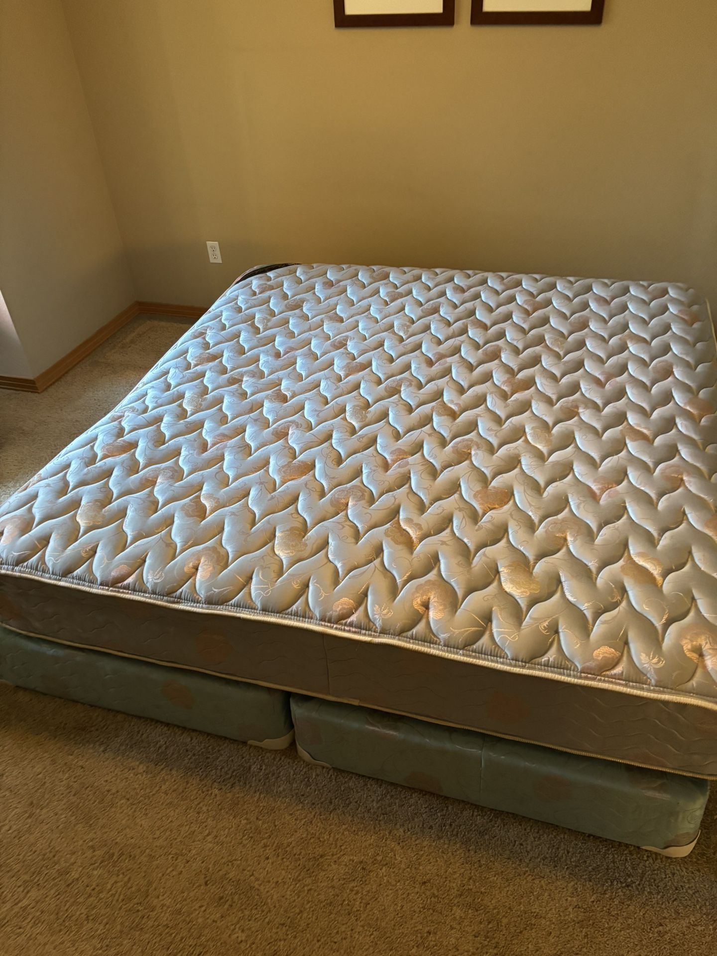 King Size Mattress, And Boxspring