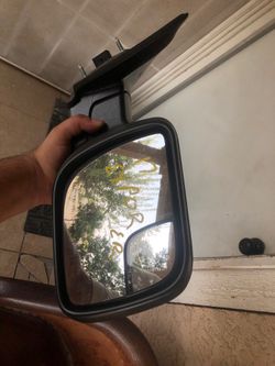 2016 -2018 Ford Explorer oem mirror right 250 obo oem