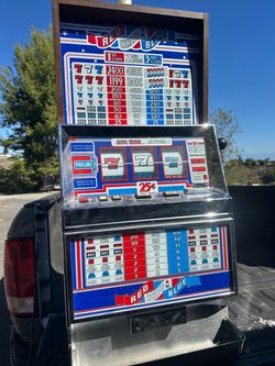 Red White & Blue Slot Machine