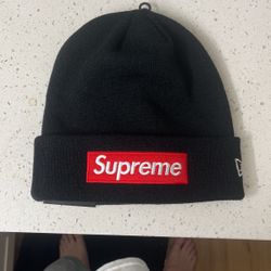 Supreme Box Logo Beanie 
