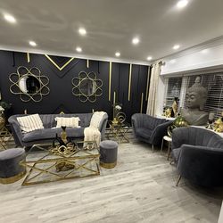 Living room set for sell