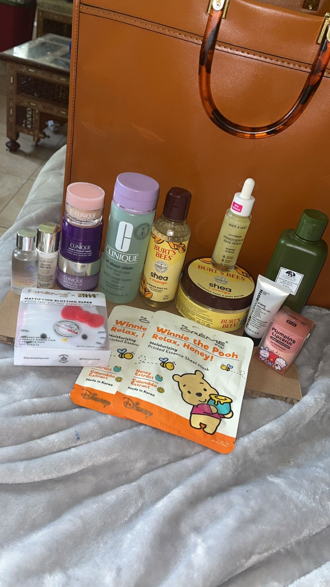 Huge bundle of Clinique, Burt’s Bees, Crème, Sunday Riley & more skin products