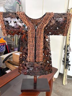 METAL EMPERORS ROBE SCULPTURE