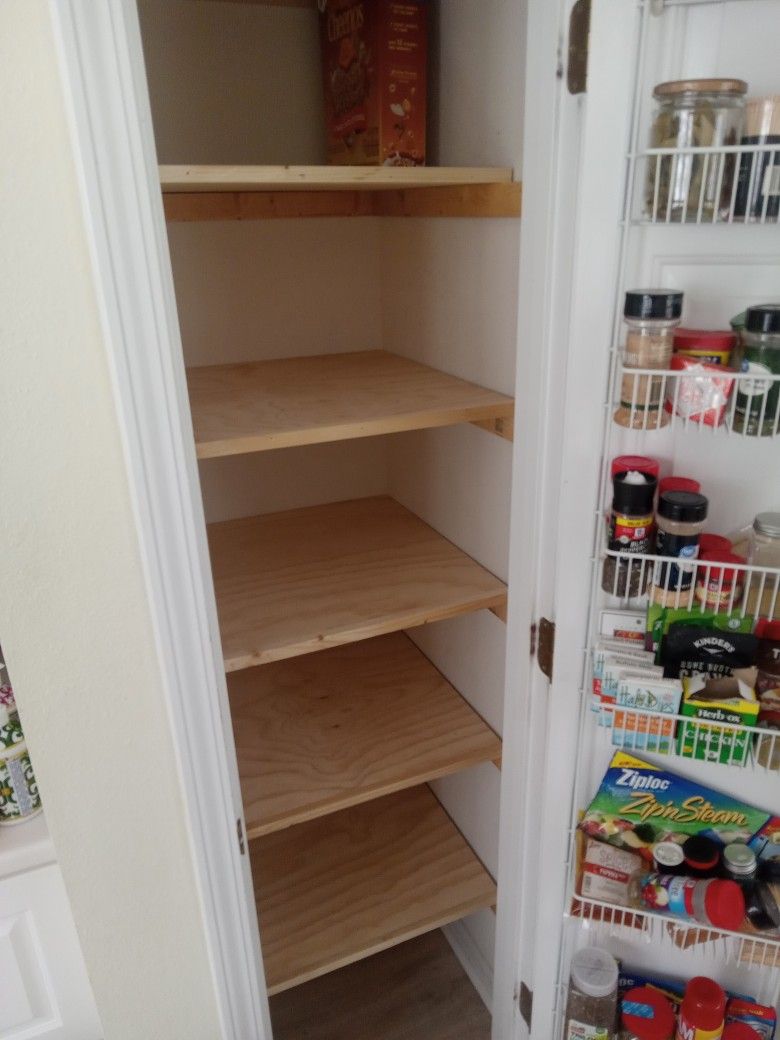Custom Closet And Shelves