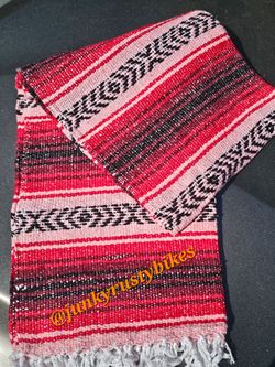 New red falsa Mexican Blanket