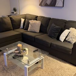 Modern Sectional Sofa – Living Spaces