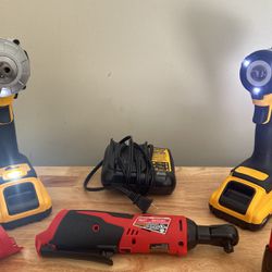 Dewalt And Milwaukee Tools