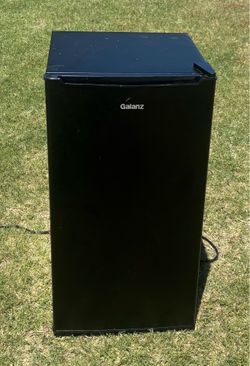 Galanz 3.3 cu ft Refrigerator/Freezer
