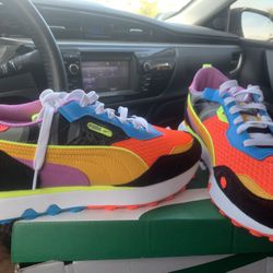 Puma RIDERFV Size 10 Glowinthedark