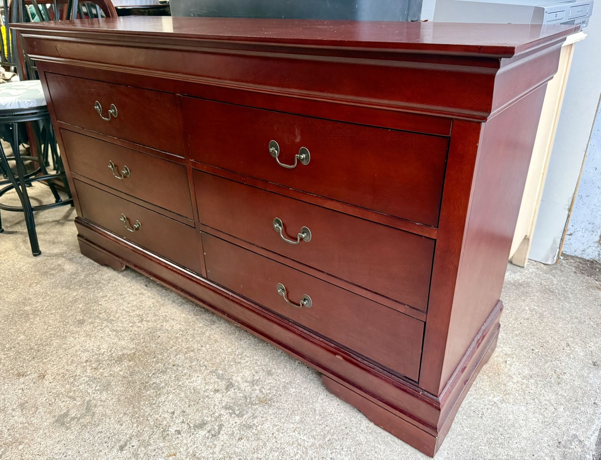 Cherrywood Finish 6 Drawer Double Dresser and Mirror