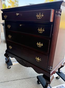 Charak Furniture 4-Drawer Wood Chest with Original Keys