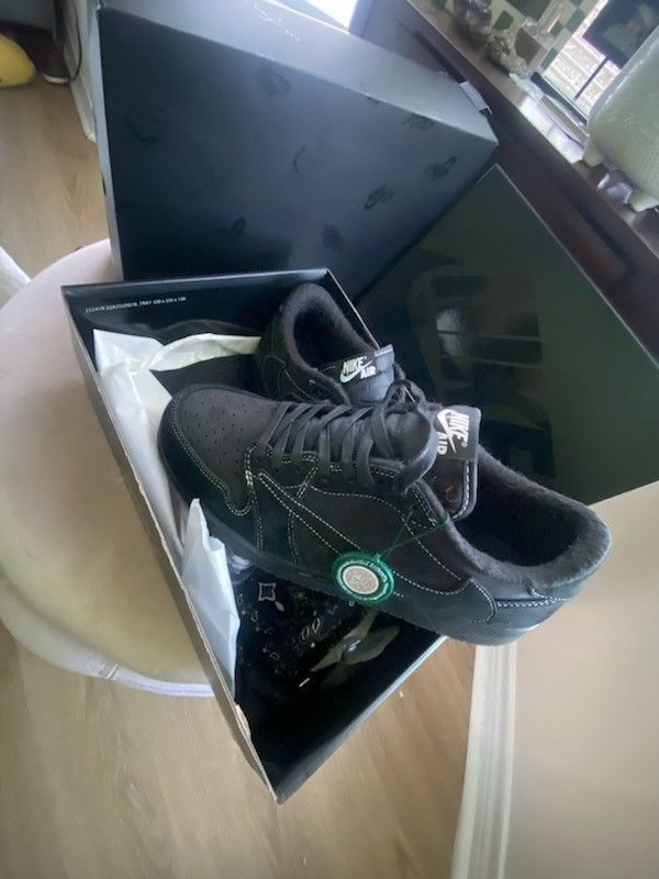 Jordan 1s Travis Scott Black Phantoms Sz 11.5