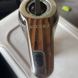 Secura Soap Dispenser 