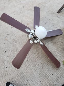 Ceiling fan
