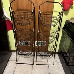 Metal Floor Standing Fruit/Home Storage Market Basket, Antique Black  Like New No Damage 
