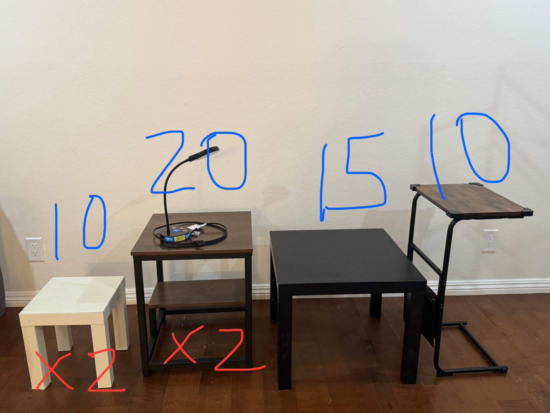 Night stand/ small table/ side table