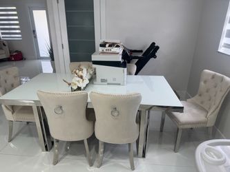 White Dinner Table