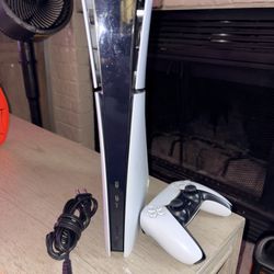 PS5 Slim