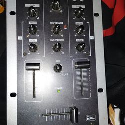 Professional DJ Mixer