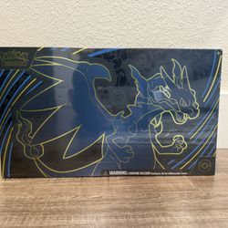 CHARIZARD X EX ULTRA PREMIUM COLLECTION