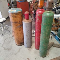 Tanks Oxygen & Acetylene