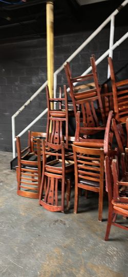 Restaurant chairs (27 total)