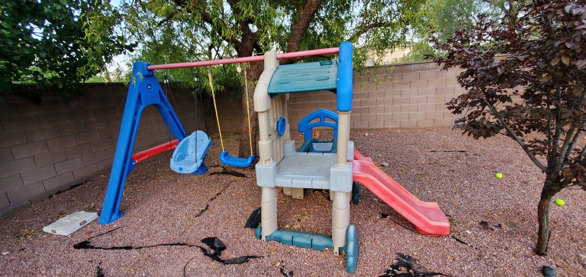 Backyard Swing/Play Set
